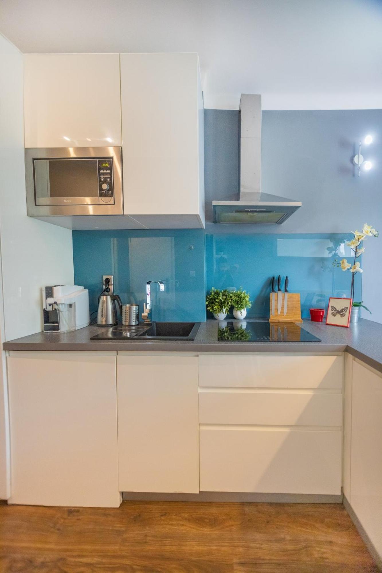 Cozy Studio Next To The Metro And City Center 바르샤바 외부 사진